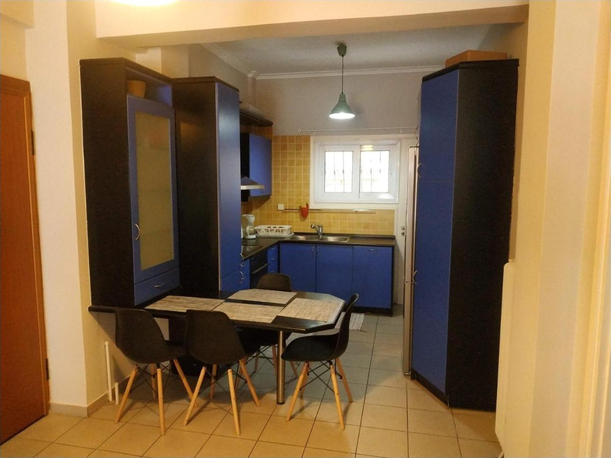Lg Apartment Bnb Atene Esterno foto