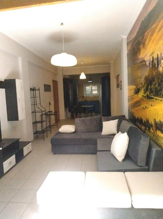 Lg Apartment Bnb Atene Esterno foto