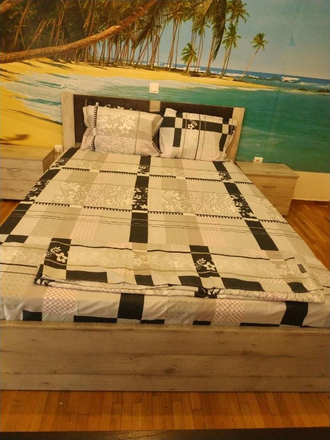 Lg Apartment Bnb Atene Esterno foto